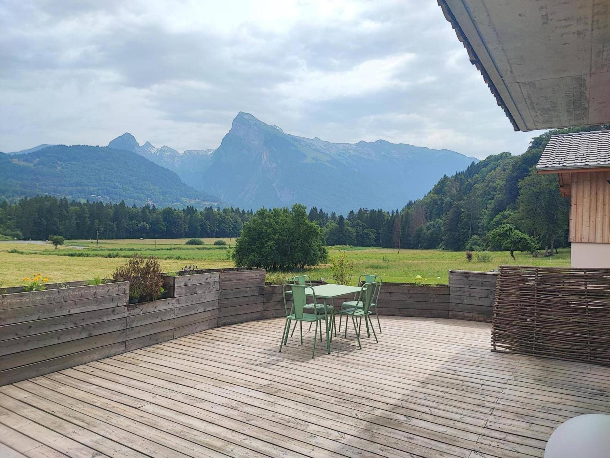 Duplex 2 Chambres Avec Grande Terrasse, Animaux Acceptes, A Samoens - Fr-1-642-77 Εξωτερικό φωτογραφία